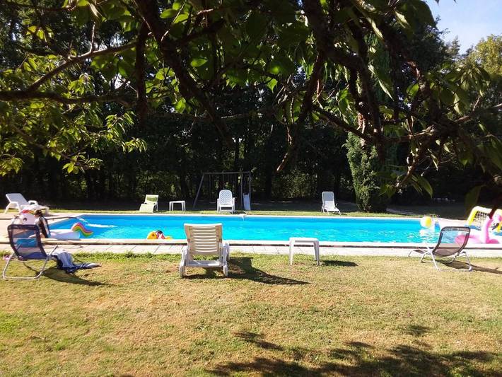 Location de vacances pour 5 personnes, avec piscine et jardin à Vire-sur-Lot - 3