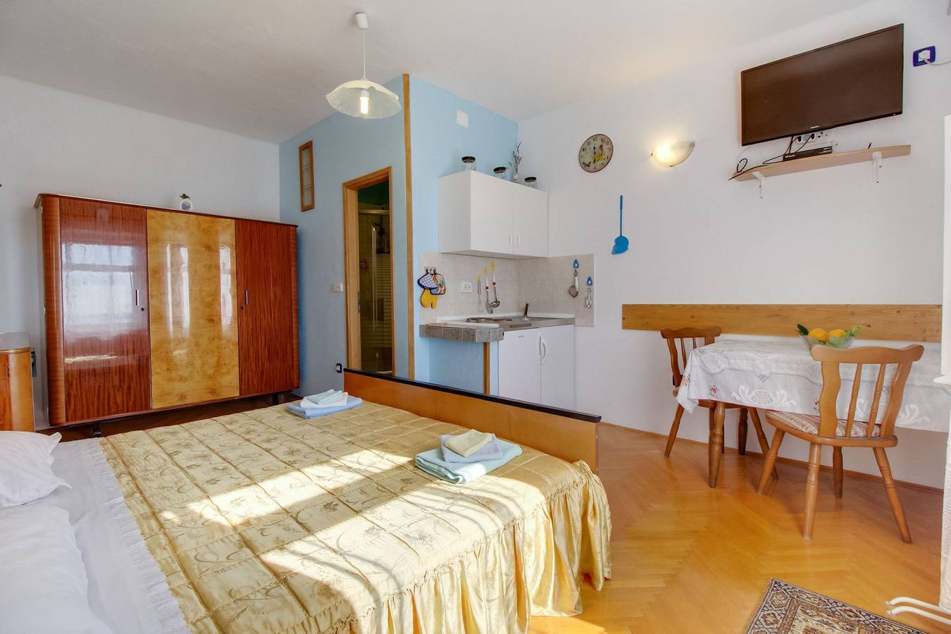 Ganzes Studio, Apartments Tasha in Martinscica, Cres