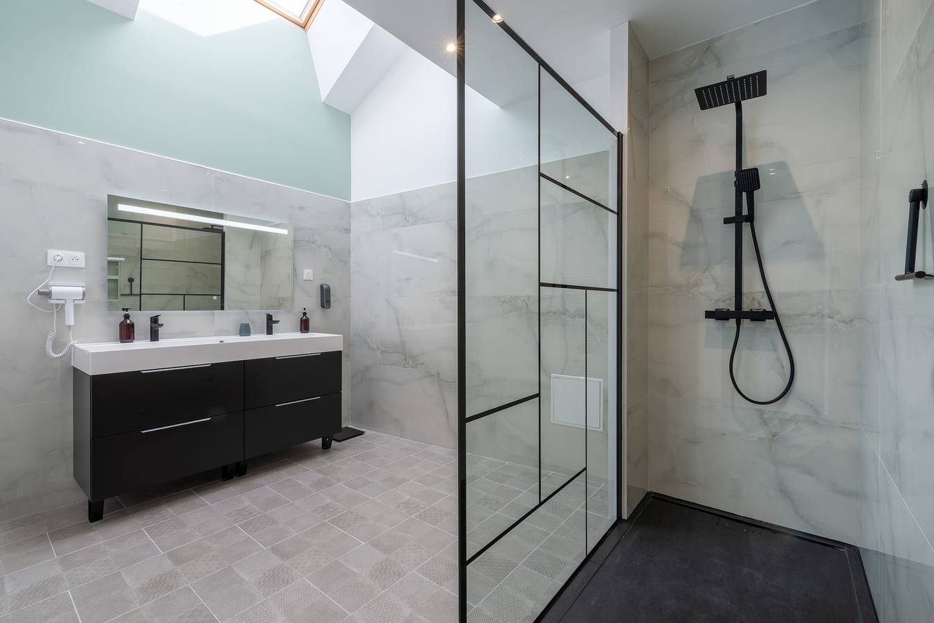 Ferienhaus für 10 Personen mit Terrasse in Laval, Mayenne