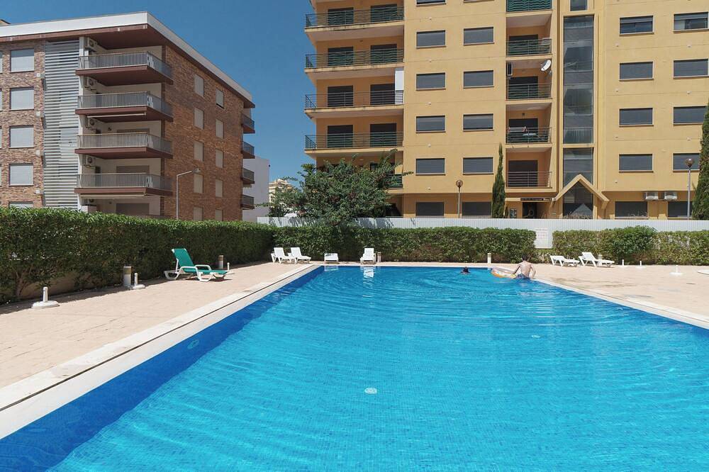 Apartamento entero, Sagan Black Apartment, Armação Pera, Algarve in Armação de Pêra (costa), Distrito de Faro