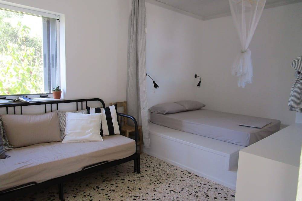 Stone'S Throw Beach Studio - next to the Sea in Koroni, Messeniska viken