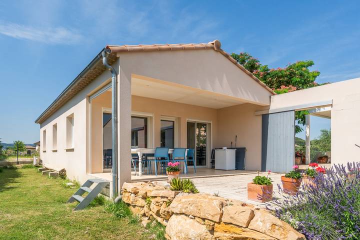 Gîte pour 6 personnes, avec piscine, animaux acceptés