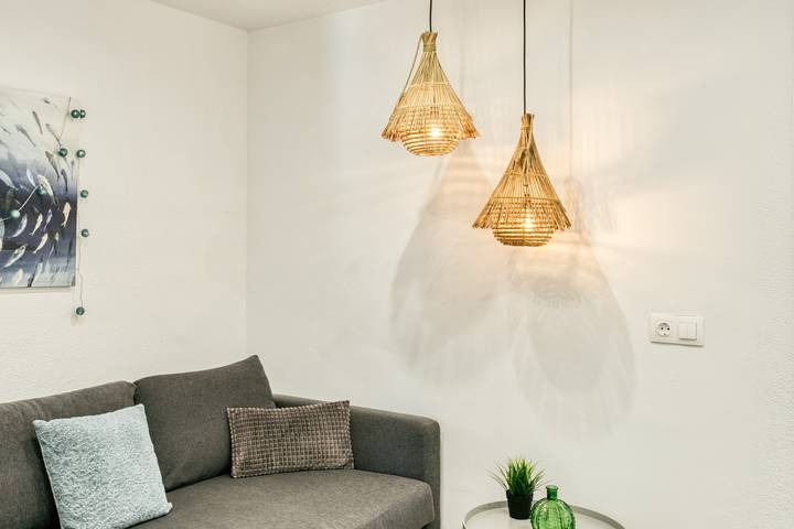 Apartamento entero, Apartamento 'Ca La Maca Mediterrani' con vistas a la montaña, Wi-Fi y aire acondicionado in Llansá, Alt Empordà
