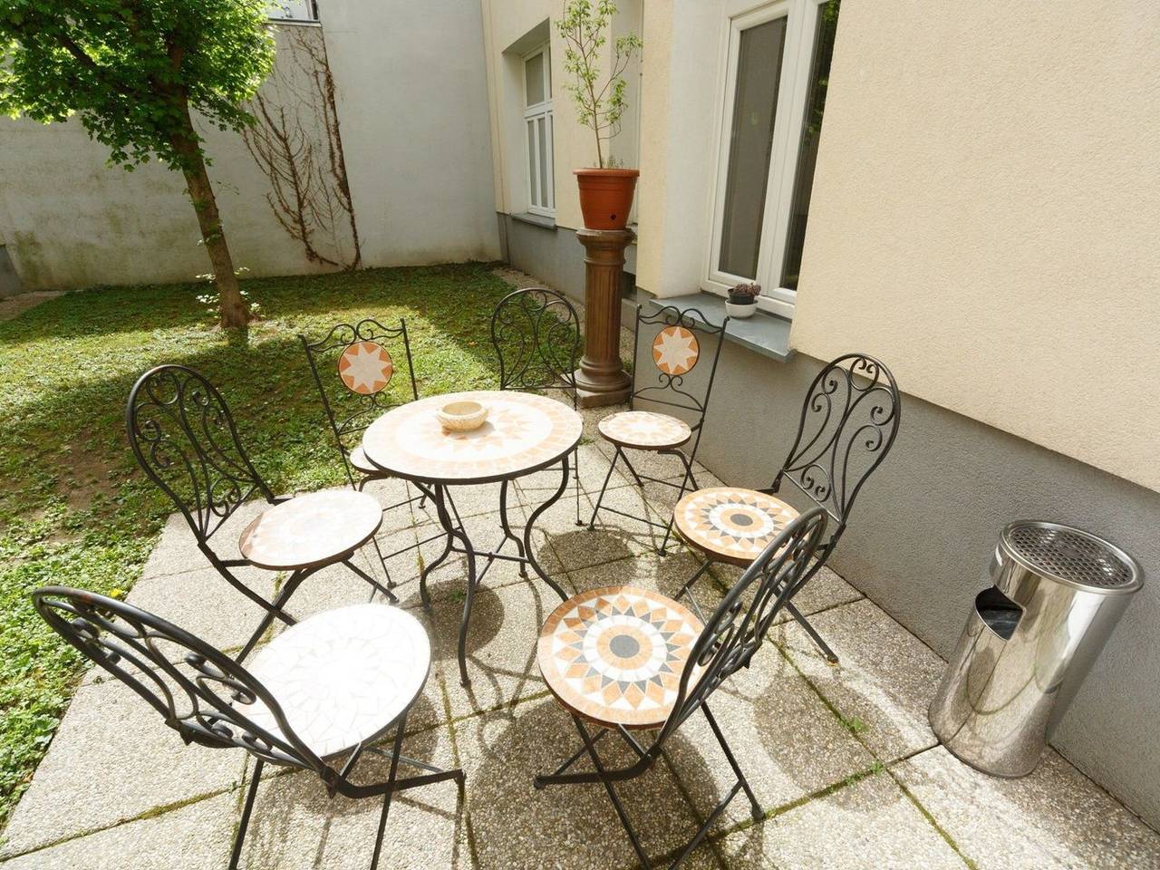in Fünfhaus mit Garten, foto 12