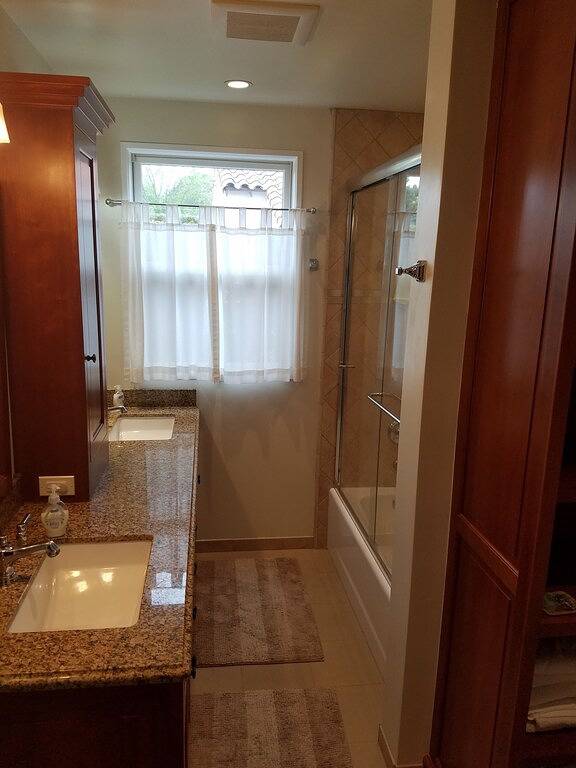 Charming San Roque Cottage alles zu Fuß erreichbar in Santa Barbara, Santa Barbara County