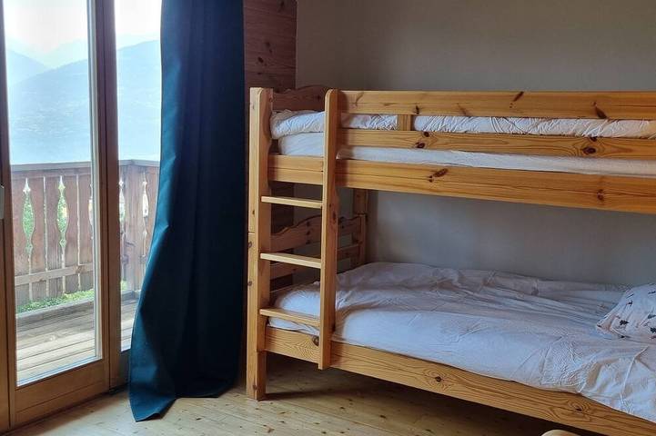 Cosy south-facing chalet near Anzere and Crans Montana! Amazing view on the Alps in Ayent, Sion - Sierre & Umgebung