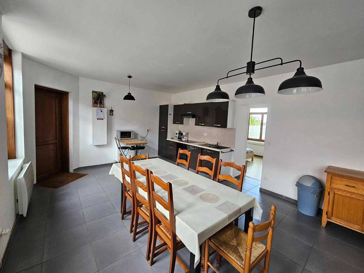 Three-Bedroom Home in Fromelles, Région de Lille