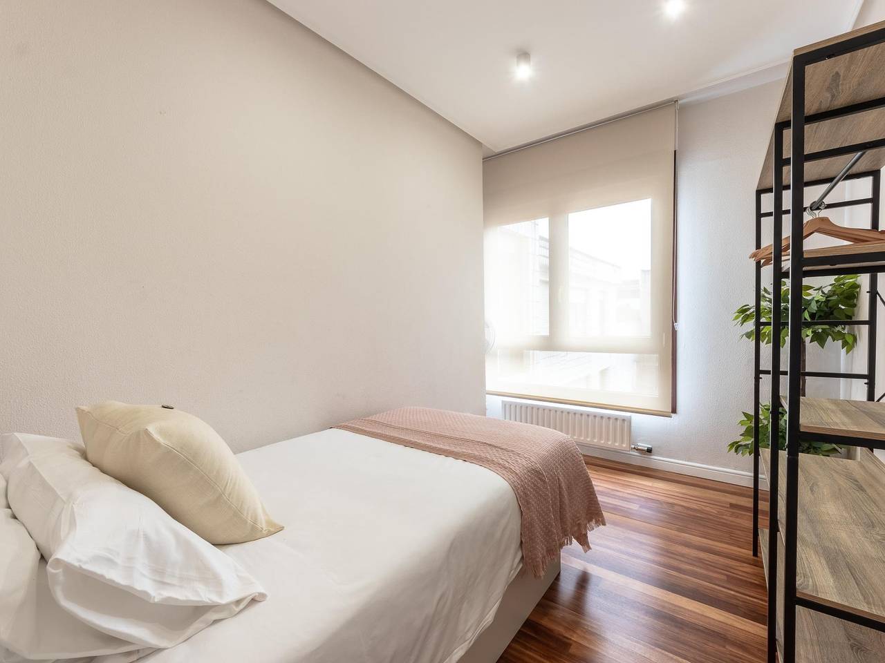 Entire holiday apartment, Bright and brand new in Las Arenas in Getxo, Basque Coast (Spain)