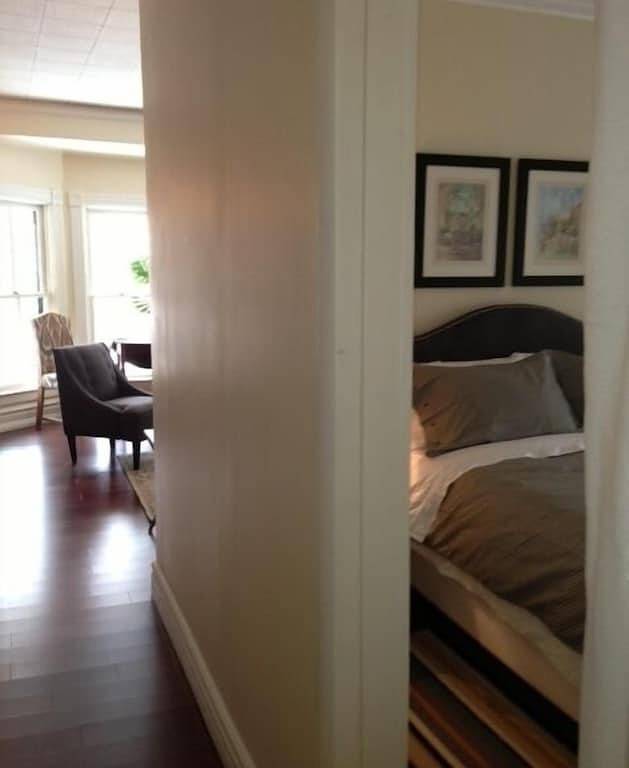 Ganze Wohnung, Komfort Und Charme - Aufenthalt in St. Pauls Lieblingsmiete in Historic Summit Hill !! in Saint Paul (MN), Twin Cities