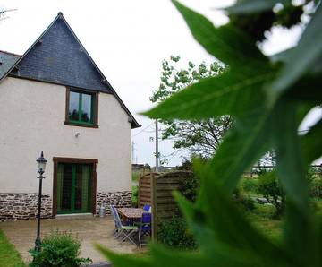 Gîte pour 8 personnes, avec terrasse et jardin à Vezin-le-Coquet