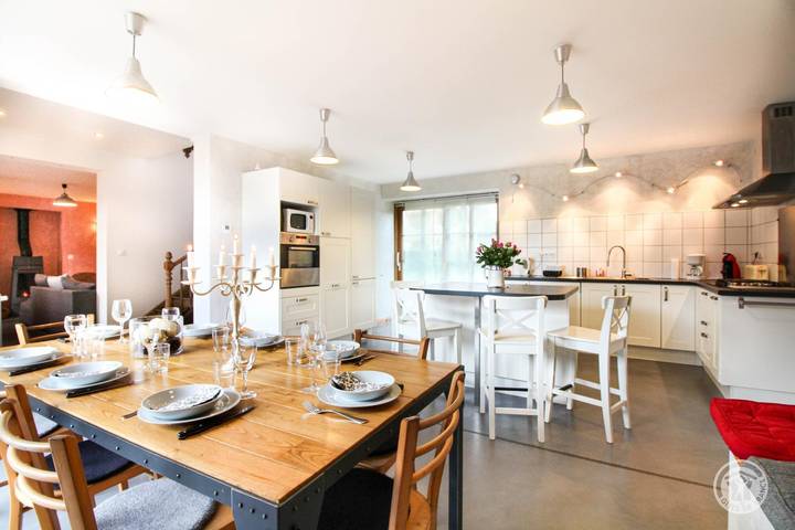 Gîte pour 8 personnes, avec jardin