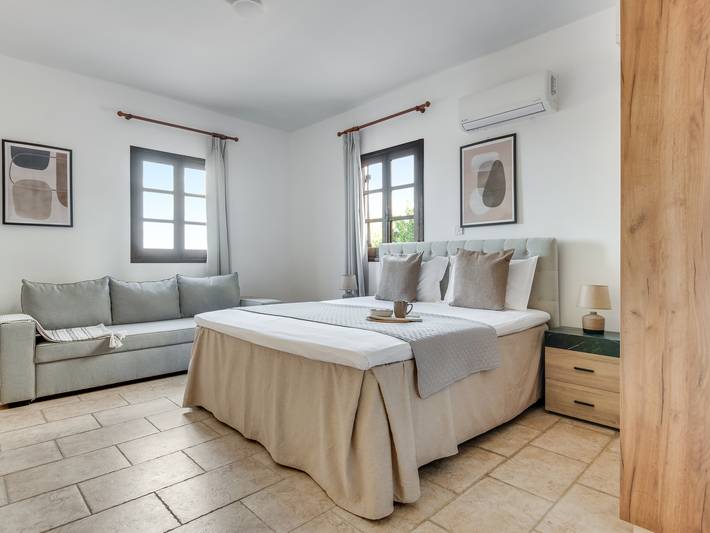 Villa for 20 personer, med Havblik og Balkon/Terrasse samt Have i Cypern