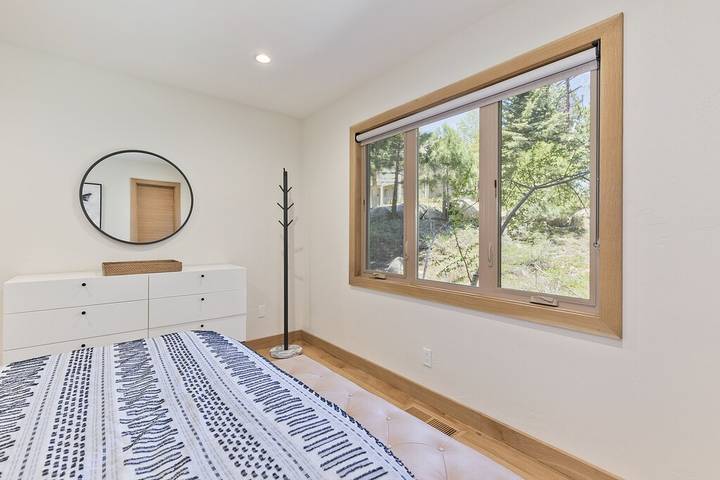 Vacation rental for 10 people, with hot tub and balcony in Mammoth Mountain