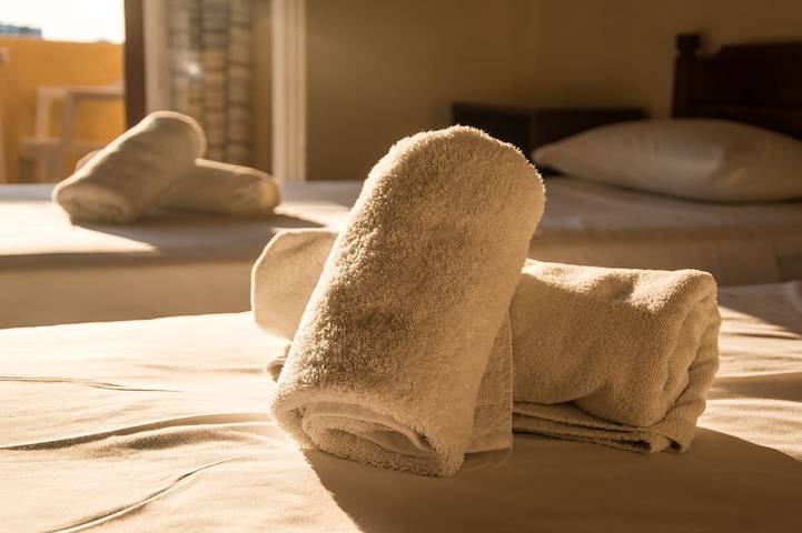 Gîte pour 4 personnes, avec terrasse dans Égine - 2