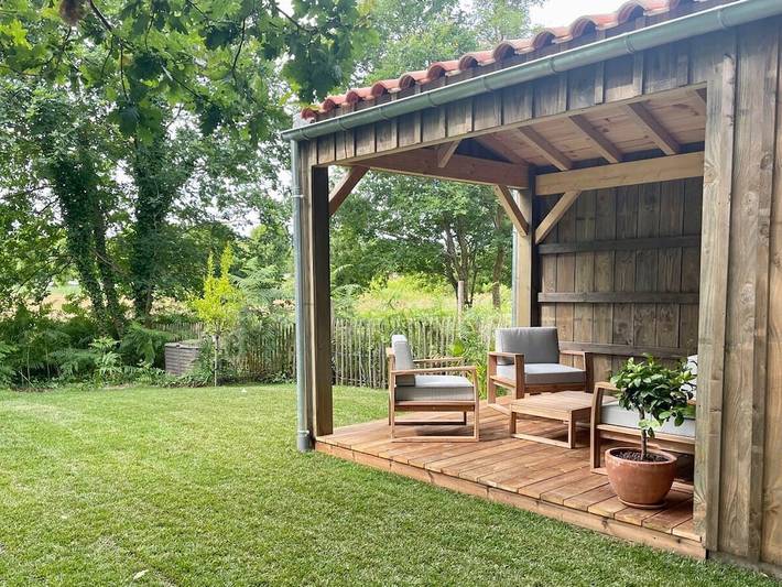 Casa de madera bioclimática en el campo. in Messanges, Côte d’Argent