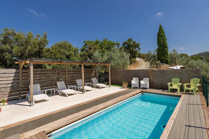 Gehele studio, Studio 'Oltremare - Casa Fornelli' met gedeeld zwembad, wifi en airco in Riparbella, Etruskische kust