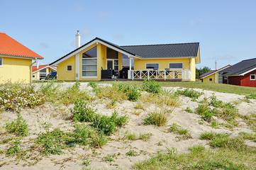 Ferienhaus für 10 Personen, mit Sauna und Terrasse sowie Whirlpool, mit Haustier in Großenbrode