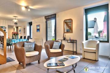 Maison De Vacances pour 8 Personnes dans Guilvinec, Côte de Cornouaille, Photo 4