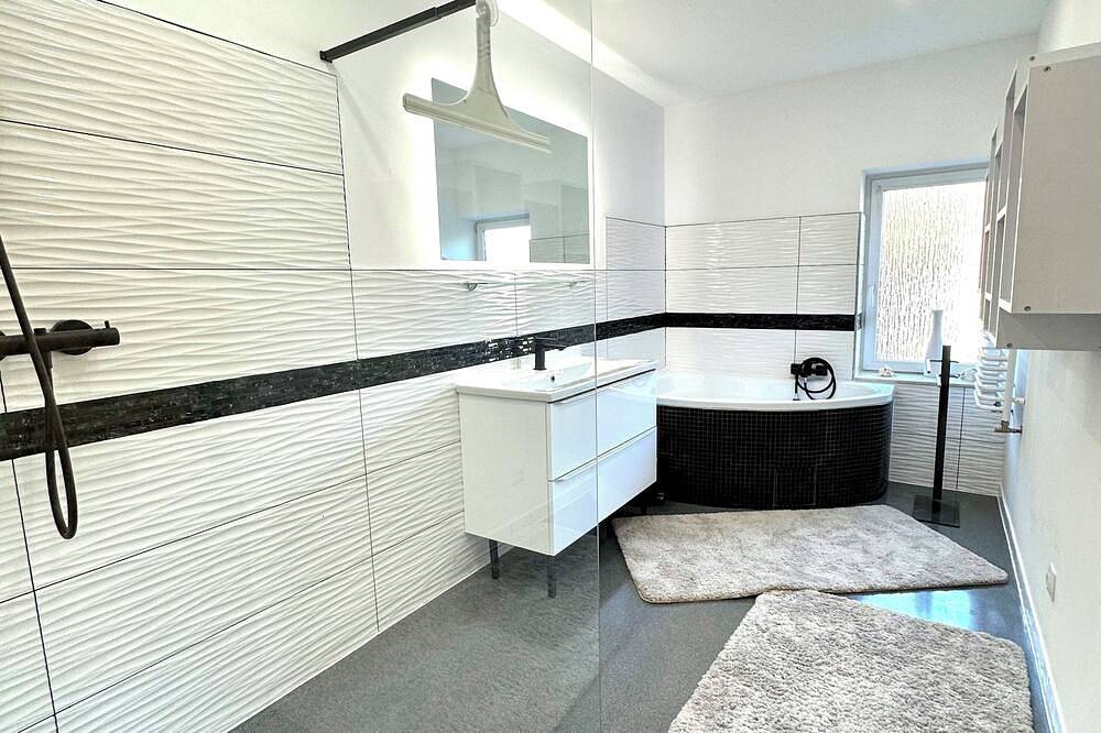 Ganze Wohnung, Moderne Ferienwohnung in Bad Langensalza – Zentral & ruhig in Bad Langensalza, Unstrut-Hainich-Kreis