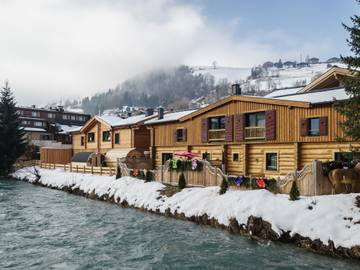 Ferienhaus für 16 Personen, mit Terrasse und Sauna sowie Whirlpool, mit Haustier in Kaprun