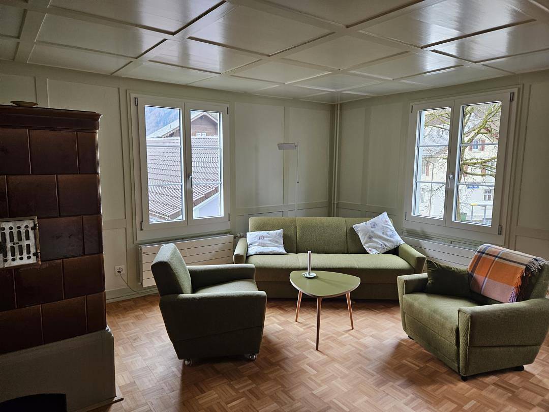 Ganze Wohnung, Revier z'Uhrmachers in Rüti GL, Glarus Süd