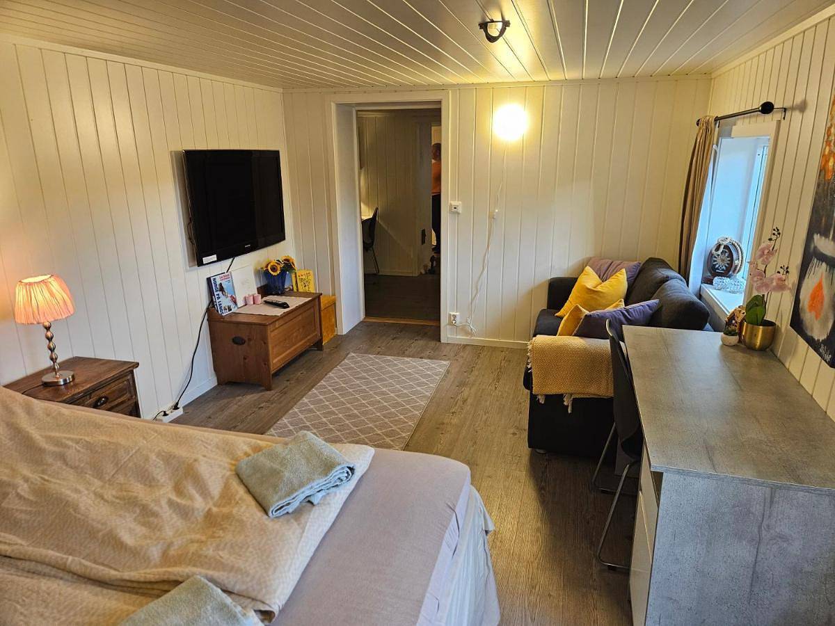 Ganze Wohnung, Sokkelleilighet rett ved Saltstraumen in Bodø