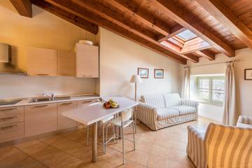 Ferienwohnung für 4 Personen in San Felice del Benaco, Gardasee-Berge, Bild 4