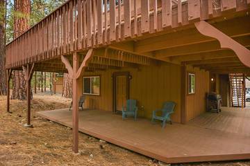 Log Cabin for 12 Guests in Snow Summit, Big Bear Lake, Picture 1