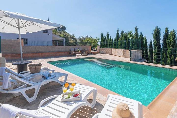 Villa for 18 people - 1