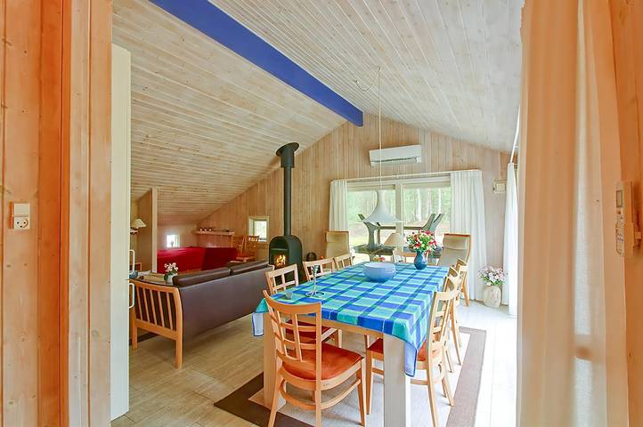 Ferienhaus für 10 Personen, mit Whirlpool und Sauna sowie Terrasse auf Bornholm - 4