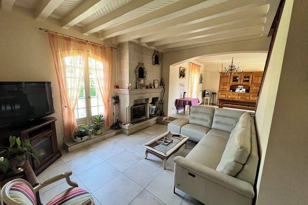 L'ouche de Solange\" bed and breakfast in Mazirat, Montluçon region