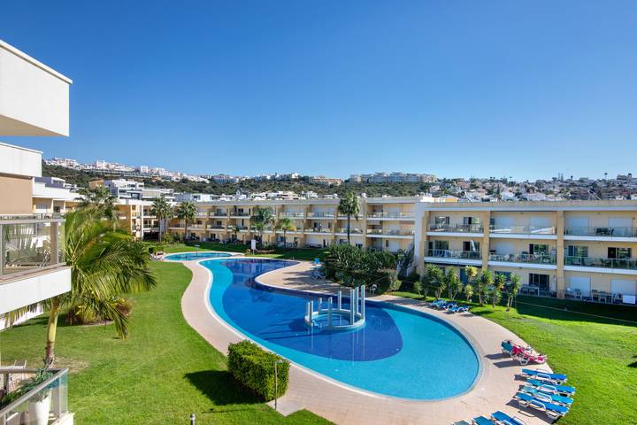 Gîte pour 3 personnes, avec bassin pour enfant et jardin à Albufeira - 2