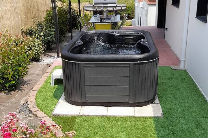 Villa pour 6 personnes, avec Jacuzzi ainsi que Terrasse et Jardin à Albi