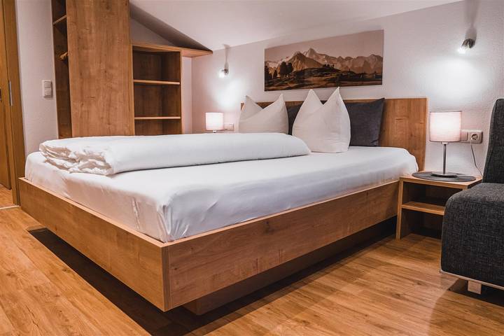 Ferienwohnung für 2 Personen, mit Balkon und Terrasse sowie Garten und Ausblick in Matrei in Osttirol - 4