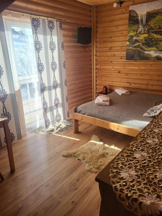 Grota zbójnicka apartament i pokoje in Leśnica, Karpaty (Polska)