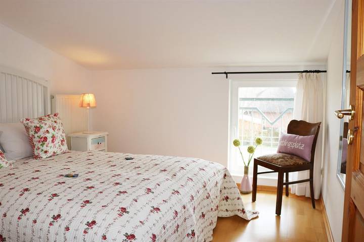 Ganze Ferienwohnung, App. 8 Rosentraum in Tating, Eiderstedt
