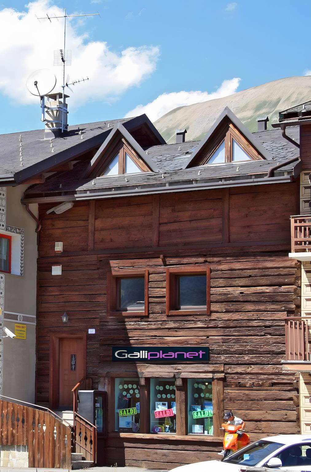 Casa vacanze 'Cry Apartment Centro Livigno' con vista sulle montagne e Wi-Fi in Livigno (Borgo), Livigno