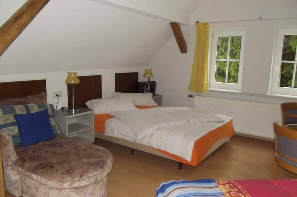 Ferienhaus für 12 Gäste mit 154m² in Vesser in Suhl, Rennsteig