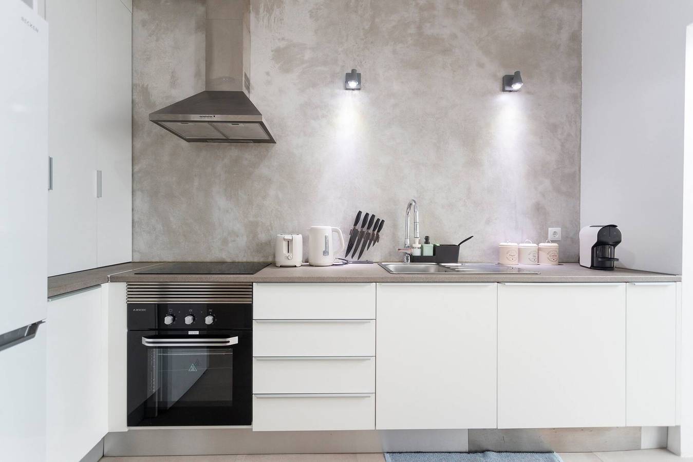 Apartamento entero, Encantador apartamento de 2 dormitorios en Almada, cerca de Lisboa in Almada, Halbinsel von Setúbal