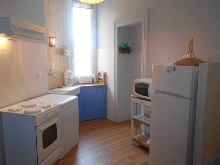 Ganze Wohnung, **5-Zimmer-Wohnung für 9 Personen, ruhig, Südlage, nahe Zentrum und Pisten (700m), Parkplatz inklusive** in Cauterets, Nationalpark Pyrenäen