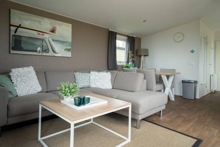 Ferienhaus für 4 Personen, mit Balkon/Terrasse und Terrasse sowie Garten und Seeblick am Markermeer - 3