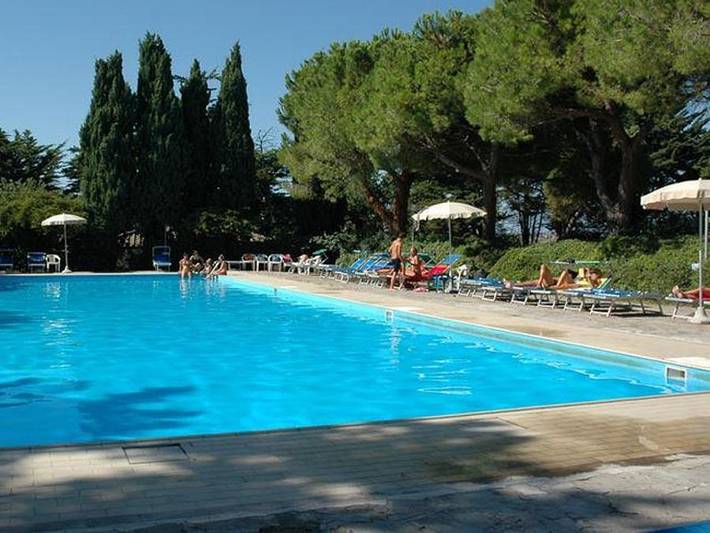 Camping per 5 persone, con Piscina per bambini a Pesaro