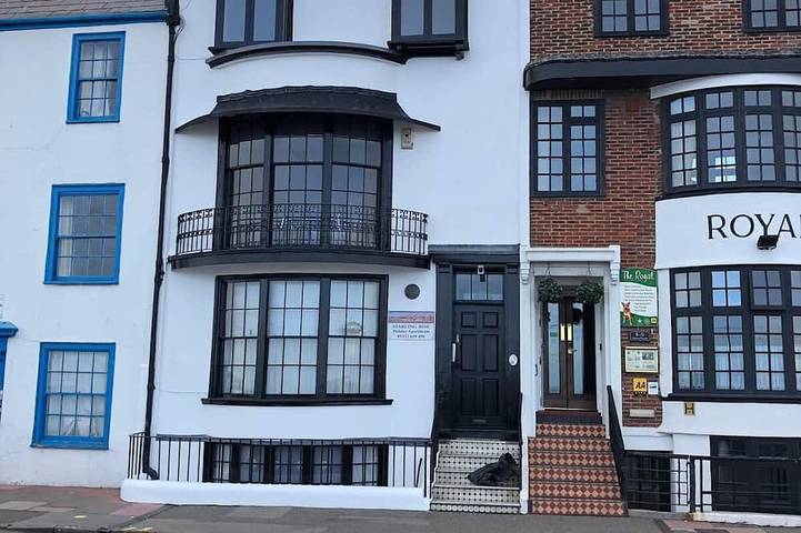 Holiday rental for 4 people, with pets in Eastbourne