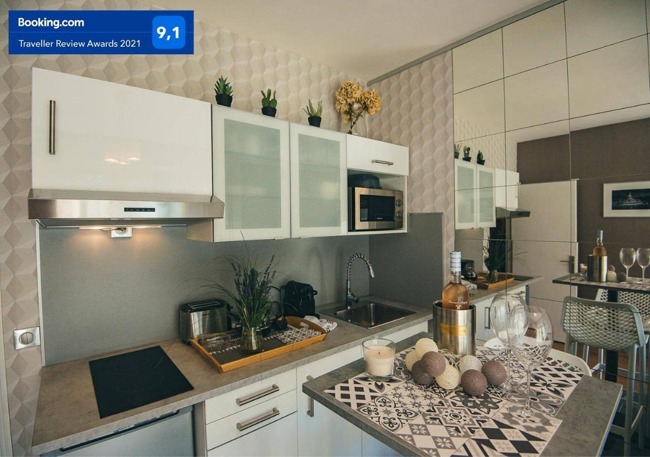 Appartement entier, One-Bedroom Apartment in Le Chesnay, Yvelines