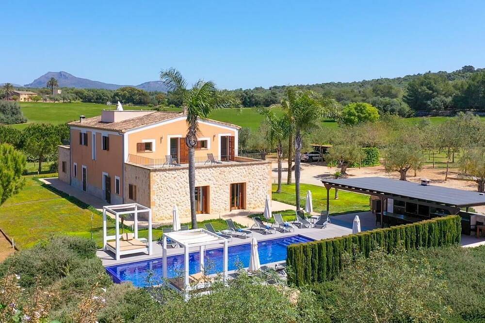 Conies Salvia Luxury Villa in Manacor, East Majorca