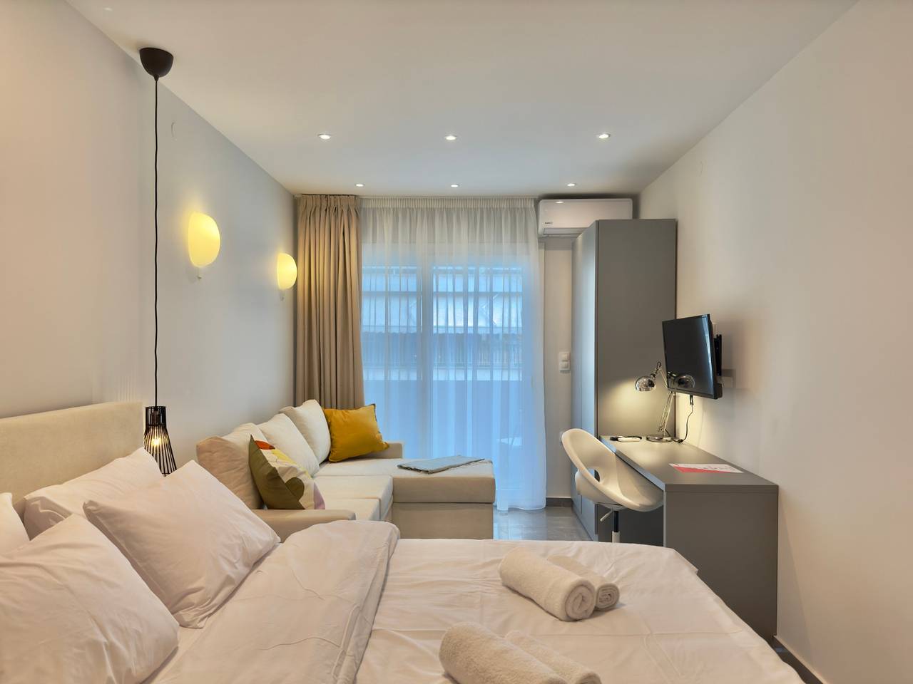 Kono Studios & Suites: Deluxe Suite in Thessaloniki und Umgebung