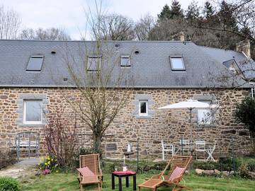 Gîte pour 7 personnes, avec jardin et terrasse, animaux acceptés à Hudimesnil