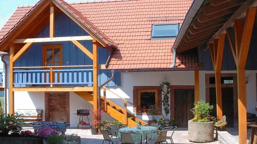 Ferienhaus für 12 Personen, mit Balkon und Terrasse in Rothenberg