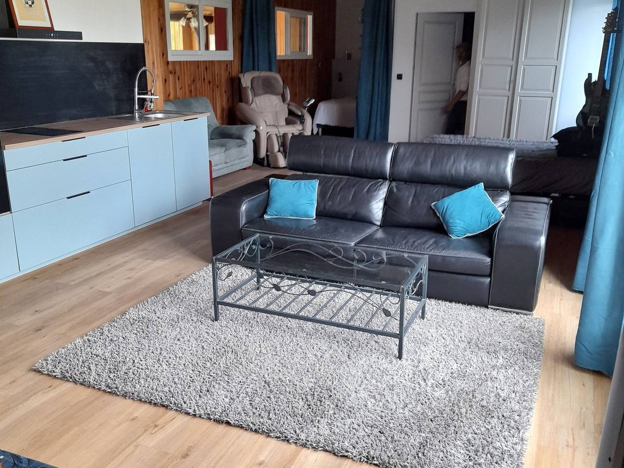 Stay in Berry with heated indoor pool in Niherne, Châteauroux region