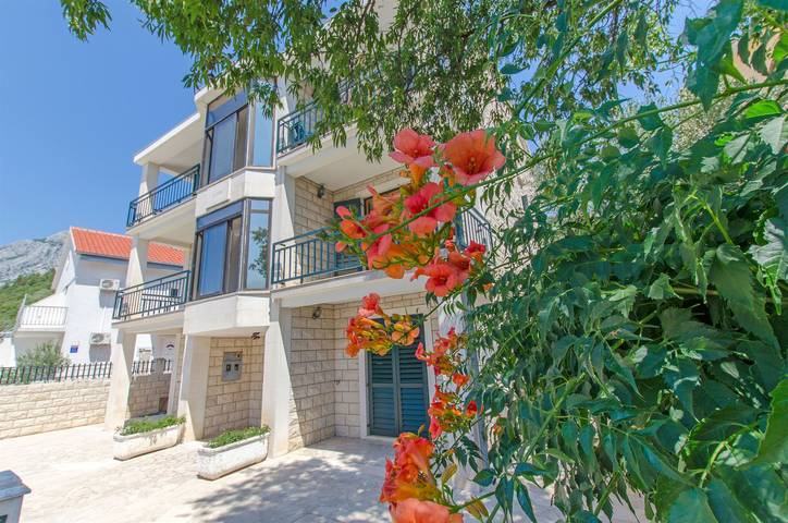 Apartament wakacyjny dla 4 osób, z basen i taras - 1